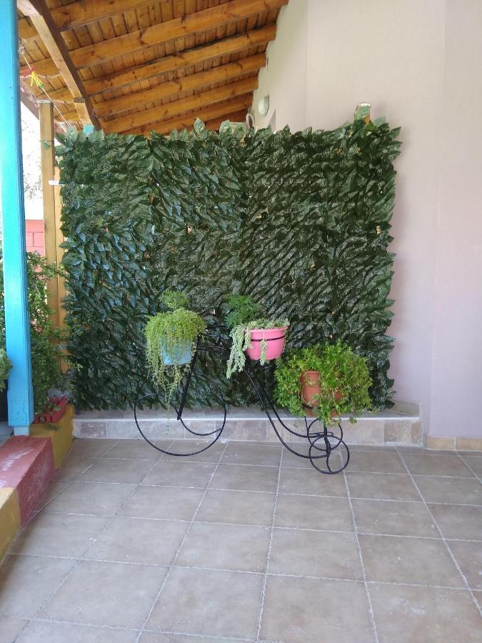 Valta'S Room Palairos Bagian luar foto